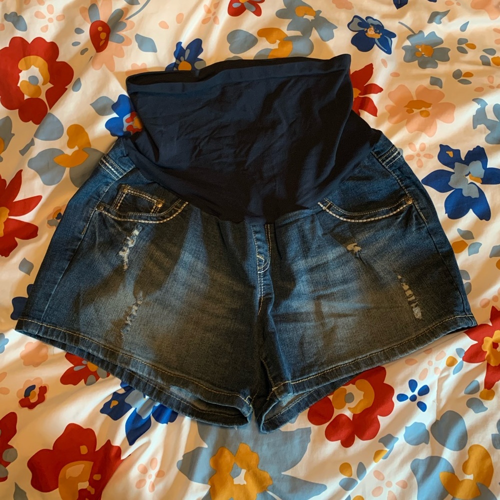 Size XL Maternity Shorts